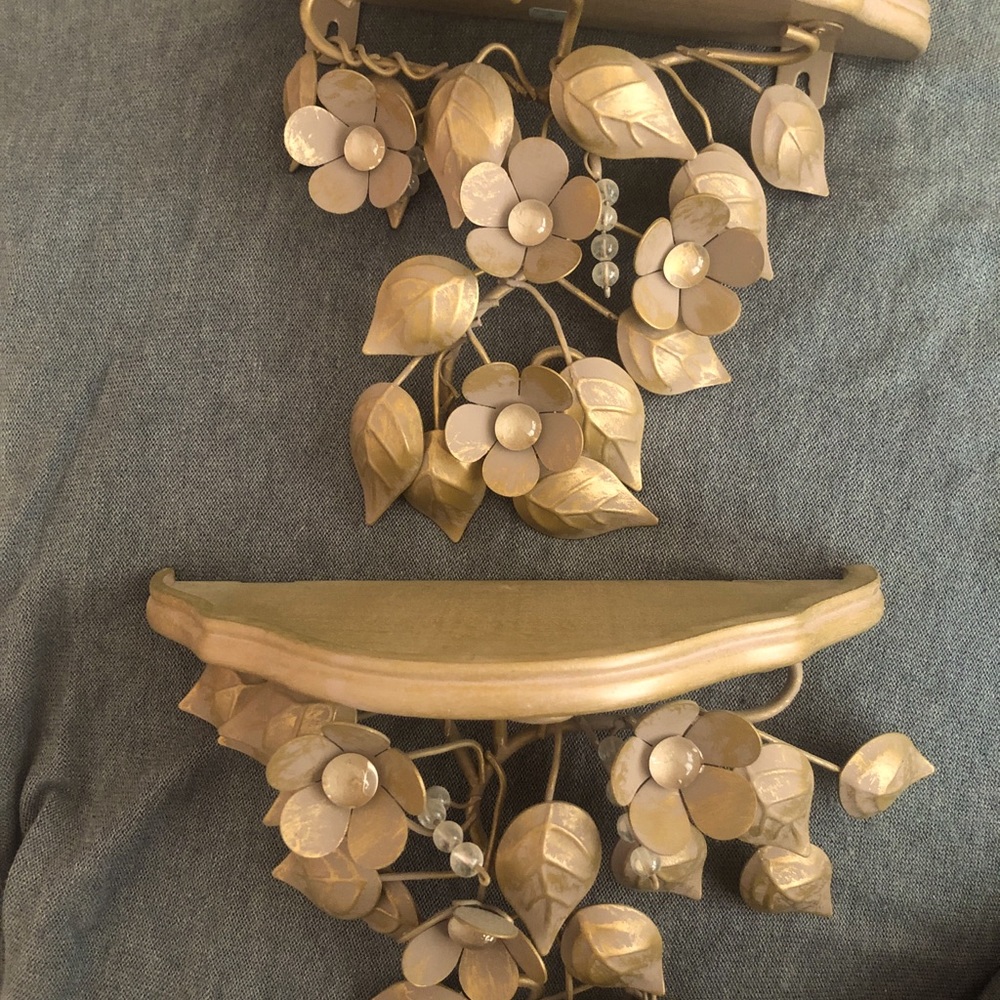 Decorative shelves